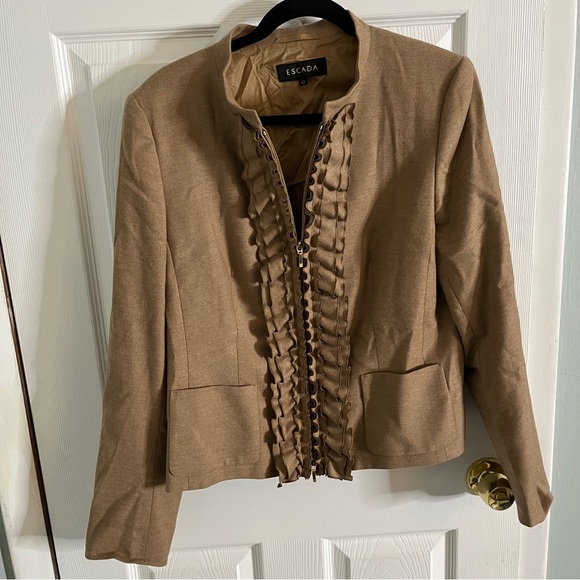 Escada Ruffled Front Zippered Blazer Pecan - Picture 2 of 11